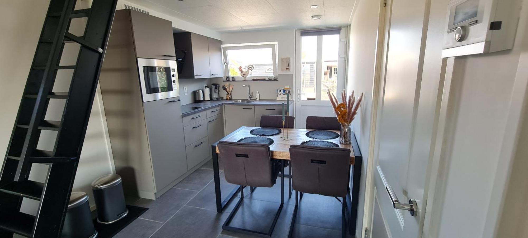 Wellness Chalet Met Jacuzzi, Sauna, Omheinde Tuin, Sint Annaland Exterior foto